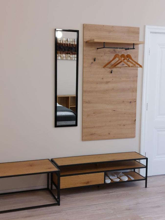 Mandarin Premium Apartments Târgu-Mureş Exteriör bild