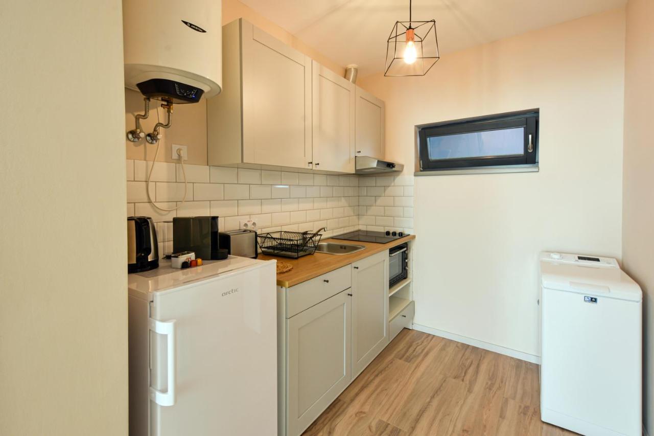 Mandarin Premium Apartments Târgu-Mureş Exteriör bild