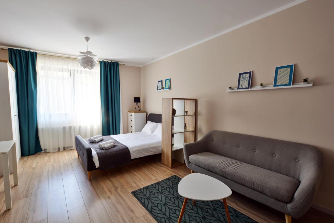 Mandarin Premium Apartments Târgu-Mureş Exteriör bild